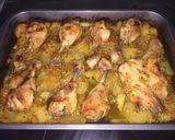 Foto del paso 4 de la receta: Pollo con verduras y cerveza al horno