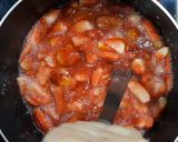 A picture of step 3 of Chunky Strawberry Jam.