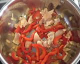 Foto del paso 3 de la receta: Paella sencilla con pollo y guisantes