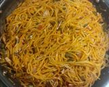 A picture of step 7 of Schezwan sauce noodles.