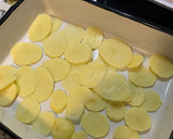 Foto del paso 1 de la receta: Lenguados al horno con patatas