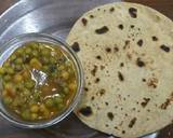 Roti n peas potatoes curry#author marathon recipe step 11 photo
