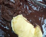 Foto langkah ke 2 dari resep Coklat ganache homemade.