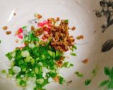 Hình bước làm 1 của món Canh bí ngòi nấu mọc