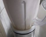 A picture of step 4 of Moroccan Almond Milkshake.