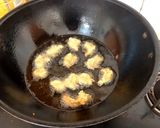 A picture of step 2 of Leftover chickpea sy pakoray.