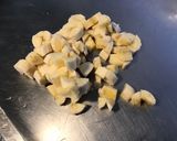 Une image de l'étape 2 de Compote de prunes et bananes.