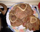 Foto del paso 2 de la receta: Osobuco en salsa de puerros