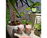 عکس مرحله 2 از دستور شیر_توت فرنگی🥛🍓