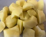 Foto del paso 1 de la receta: Patatas con carne 🇪🇸