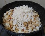 Foto langkah ke 2 dari resep Nasi Goreng Rendang.