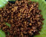 A picture of step 3 of Dal Puri.