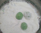 Foto langkah ke 4 dari resep Mochi Pandan Tepung Beras.