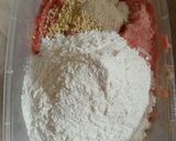 Foto langkah ke 1 dari resep Bola-bola daging giling.
