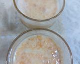 A picture of step 4 of Painapple custard pudding with painapple jelly.