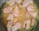 Foto langkah ke 3 dari resep Kepala Ayam Goreng Ungkeb Bumbu Instan.