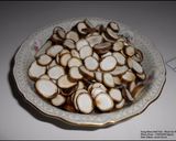 รูปขั้นตอนการทำที่ 3 ของ แกงคั่วเห็ดถอบใส่ยอดมะขาม