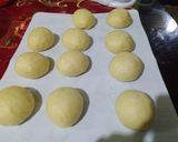 Foto langkah ke 4 dari resep Roti isi ekonomis.