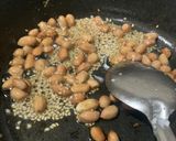 A picture of step 1 of White Lemon Rice.