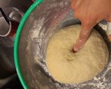 Foto del paso 3 de la receta: Medialunas de manteca