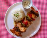 Foto del paso 6 de la receta: Brochette de pollo con arroz y salsa de yogur