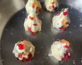 A picture of step 5 of Paneer Mawa Rasmalai Tutti Frutti Modak.