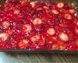 A picture of step 4 of Strawberry Pretzel Salad.