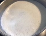 Une image de l'étape 2 de Crèmes pistache vanille et raisins de corinthe.