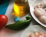 Foto del paso 1 de la receta: Cazuela de rape y gambas 🦐 con verduras al micro (lékué)