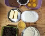 Foto langkah ke 1 dari resep Shiny Crust Fudgy Brownies.