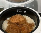 Foto langkah ke 3 dari resep Nasi ayam KFC ricecooker super easy takaran sendok.