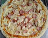 Foto langkah ke 4 dari resep Pizza Dengan Adonan Dasar Roti Tanpa Ulen.