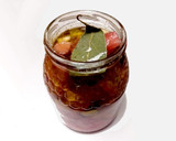 Foto del paso 2 de la receta: Tomate macerado en AOVE y Ajo