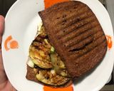 Foto del paso 2 de la receta Bocata integral,  con queso de untar light y calabacín a la plancha!!!
