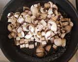 Foto del paso 2 de la receta: Champiñones salteados fáciles y rápidos