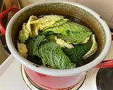 Göngyölt dagadó - medvehagymás bulgúrral recept fázis 1 fotója