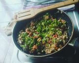 A picture of step 4 of Oats Upma.