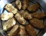 गव्हाच्या कोंड्याचे मुटके (ghavachya kondyache mutuke recipe in marathi) रेसिपी स्टेप 4 फोटो 