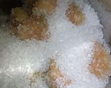 A picture of step 3 of Chickoo and dry fruit smoothie.