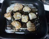 A picture of step 1 of Grilled malai chicken.