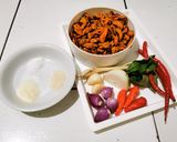 Foto langkah ke 1 dari resep TUMIS KERANG HIJAU PEDAS MANIS #26.