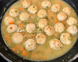 Foto del paso 4 de la receta: Albóndigas de pollo con verduras