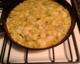 Foto del paso 3 de la receta: Tortilla de papas rellena de jamón y queso mozzarella (NO ES TORTILLA ESPAÑOLA.)