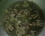 Foto langkah ke 3 dari resep Jamur Kancing Cah Bombay.