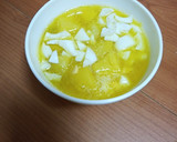 Foto del paso 2 de la receta: Caldo de papas con huevo duro picado