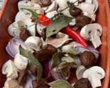 Une image de l'étape 3 de 🪵🍁VELOUTÉ 🍄 CHAMPIGNONS 🍄‍🟫CHÂTAIGNES 🌰.