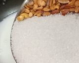 A picture of step 3 of Strawberry Halwa.