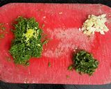 A picture of step 1 of Tzatziki.