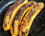Foto del paso 1 de la receta: PLÁTANOS AL SARTÉN, con Queso Crema y🥓Tocineta Caramelizada..😋
