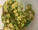 Foto del paso 3 de la receta: Ensalada de lentejas y guacamole para bebés